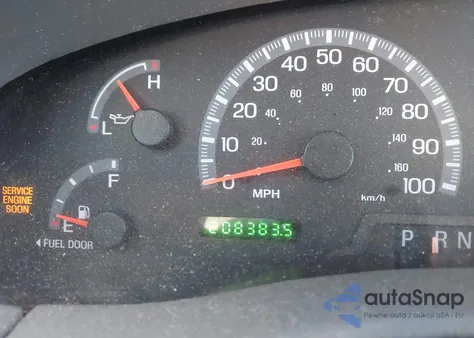 2002 Ford F-150 Lariat/Xlt from USA, damaged, VIN 1FTRW08L02KD19328